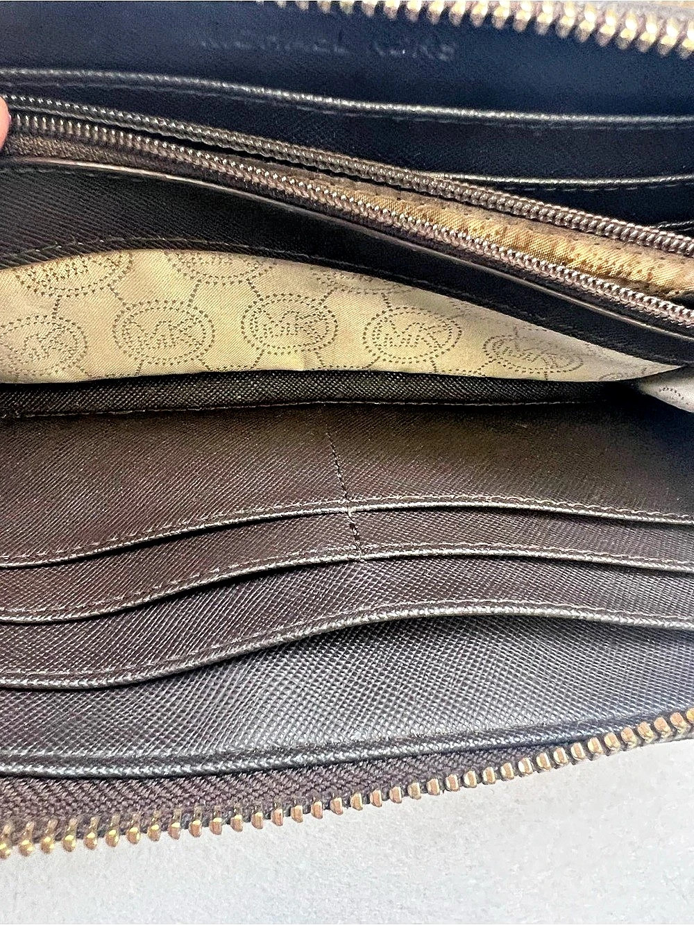 Michael Kors Tiger Stripe Zip Around Wallet Y2K Animal Print Brown Black - Picture 8 of 12